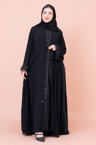 عباية تفاصيل لاسية انيقة AIK072 اسود