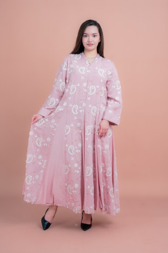 Petal Grace Embroidered Jalabiya IK03 Pink