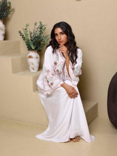 Modern Embroidered Jalabiya IK4013 White image