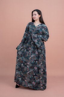 جلابية واسعة نقوش هندسية IK072 اسود image